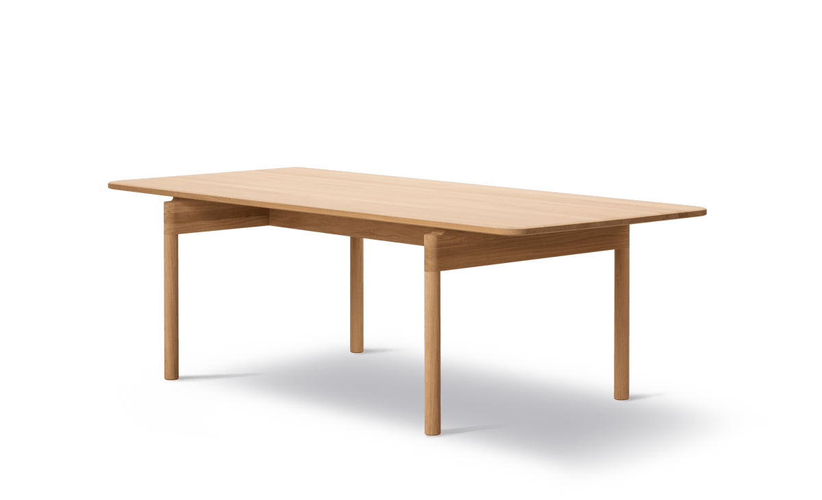 Fredericia Post Table 225 × 100 cm. Velg treverk