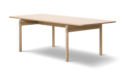 Fredericia Post Table 225 × 100 cm. Velg treverk