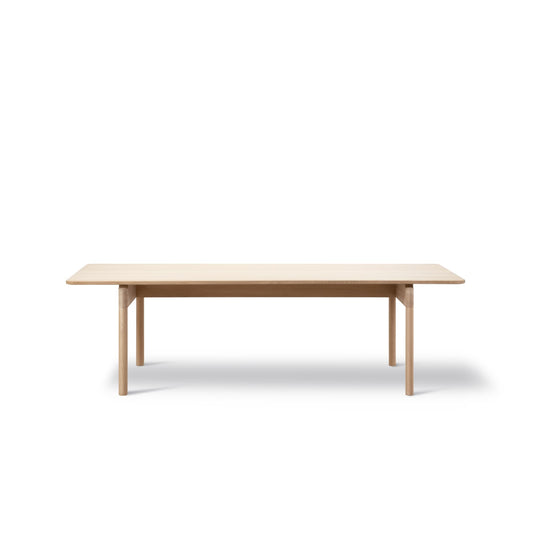 Fredericia Post Table 270 × 100 cm. Velg treverk