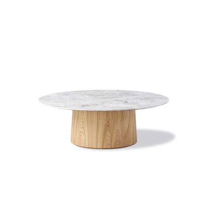 Fredericia Niveau Coffee Table Ø110 cm. Velg treverk og bordplate
