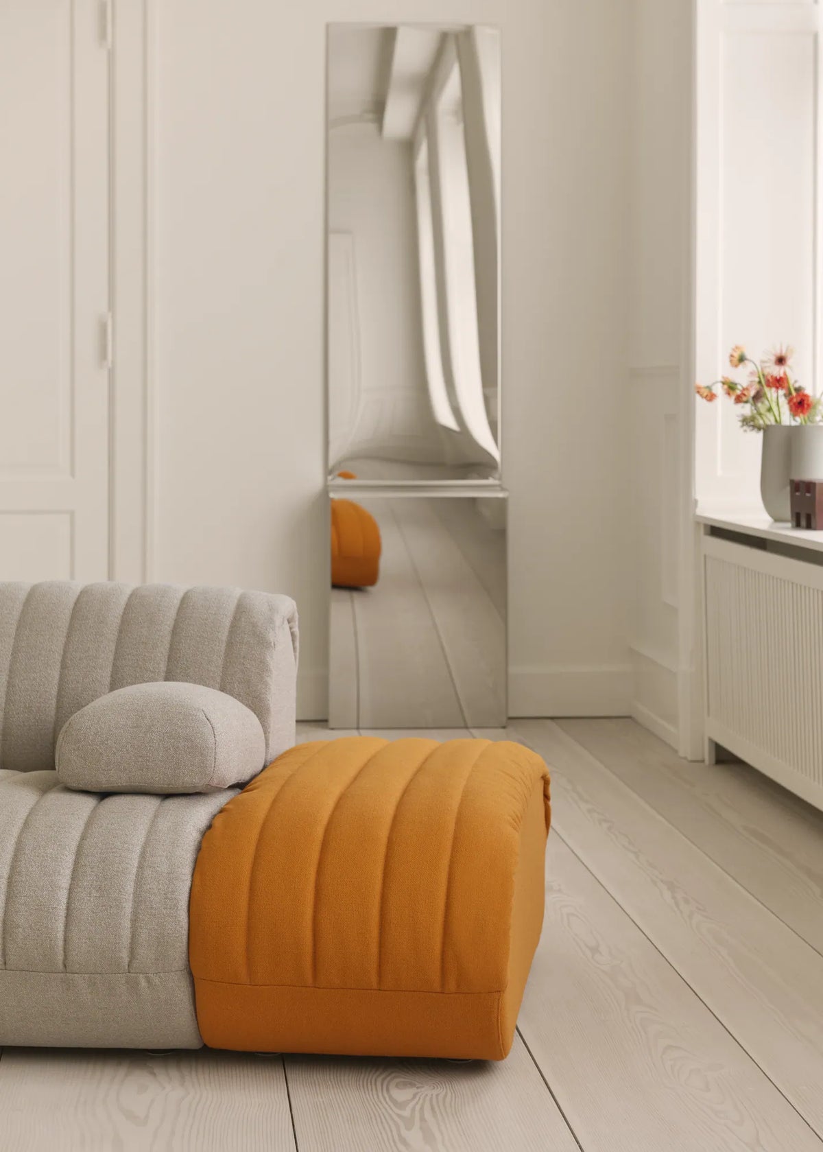 Muuto Coltre armlenspute. Velg tekstil