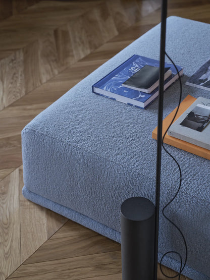Muuto Post gulvlampe. Velg farge