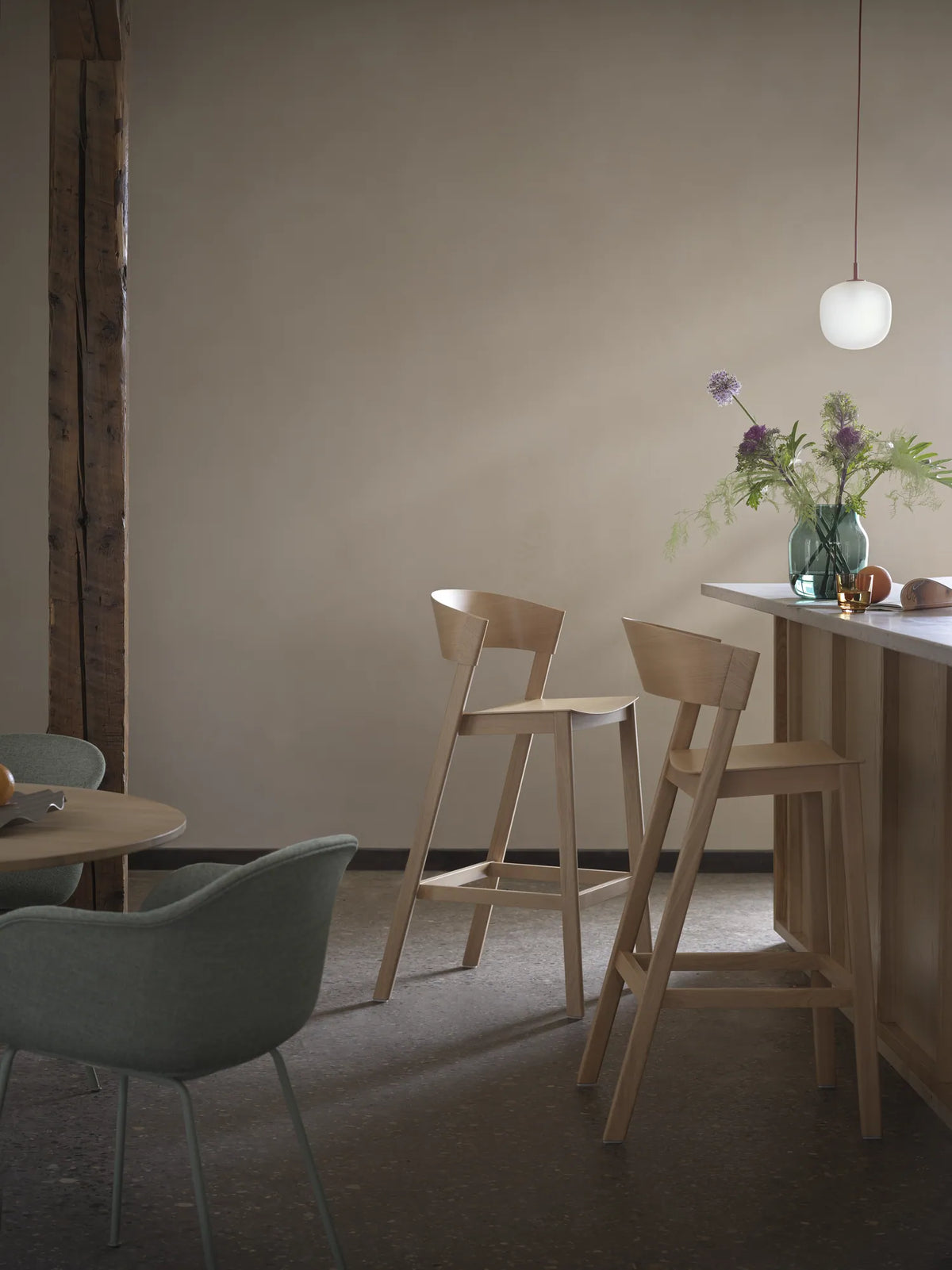 Muuto Cover Bar Stool barstol H75, polstret. Velg tekstil
