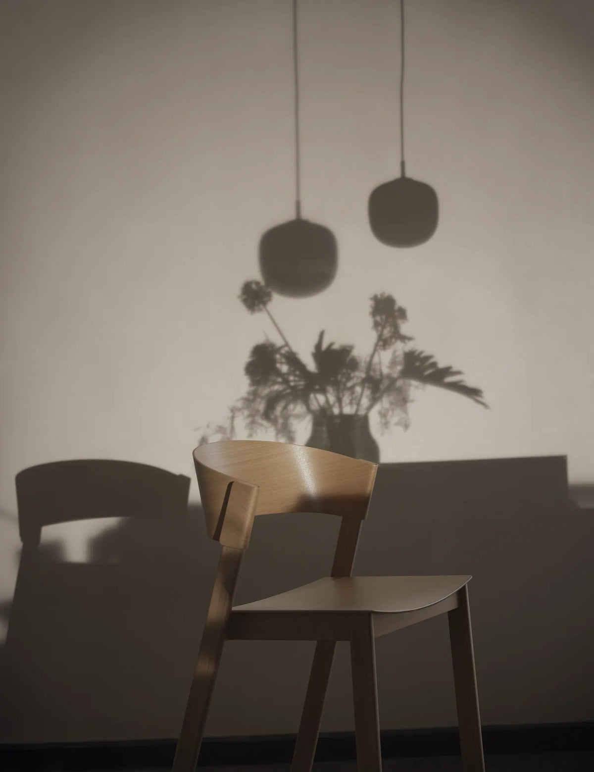 Muuto Silent vase. Velg størrelse og farge