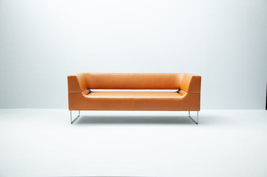 LK Hjelle Hal 201 sofa 2-seter. Velg tekstil