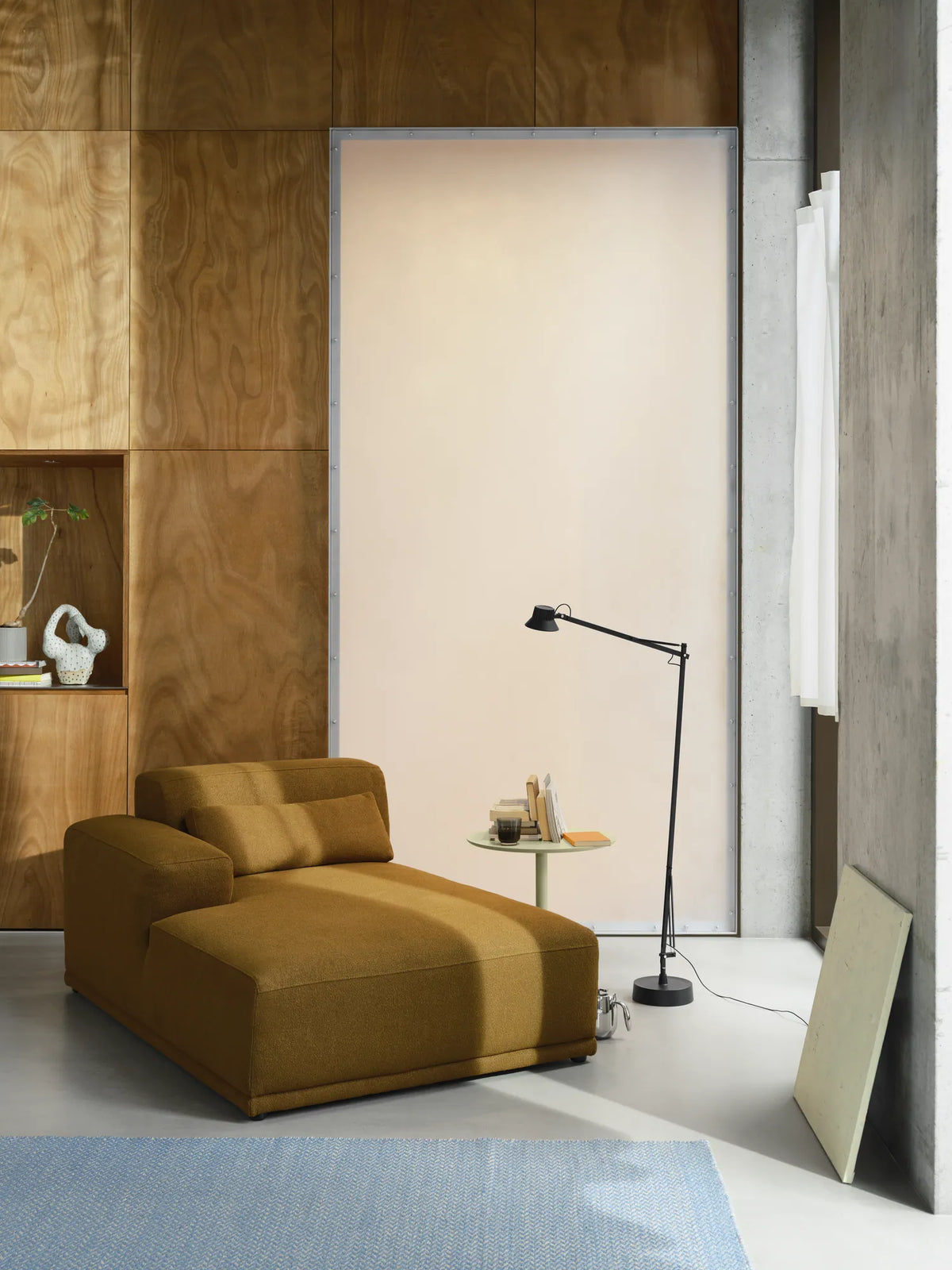 Muuto Dedicate gulvlampe. Black