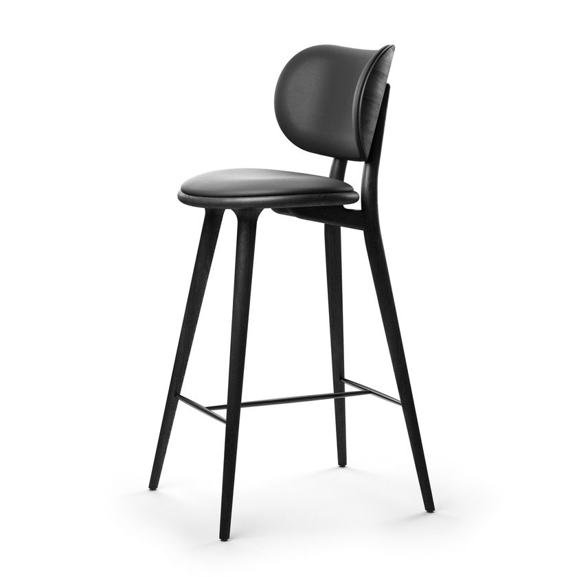 Mater High Stool Backrest barstol. Velg utførelse og høyde