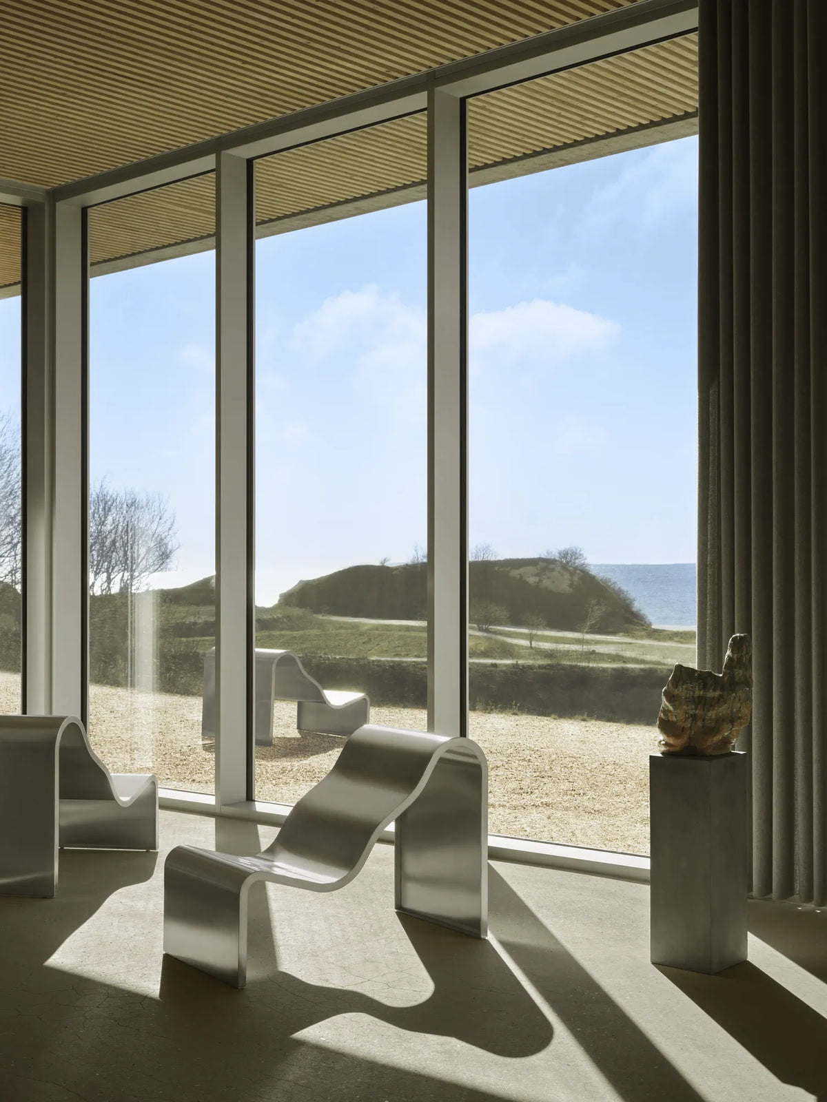 Muuto Dream View benk i rustfritt stål. Velg størrelse