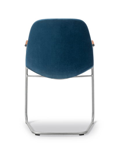 Fredericia Eyes Cantilever Armchair frisvinger. Velg tekstil og understell