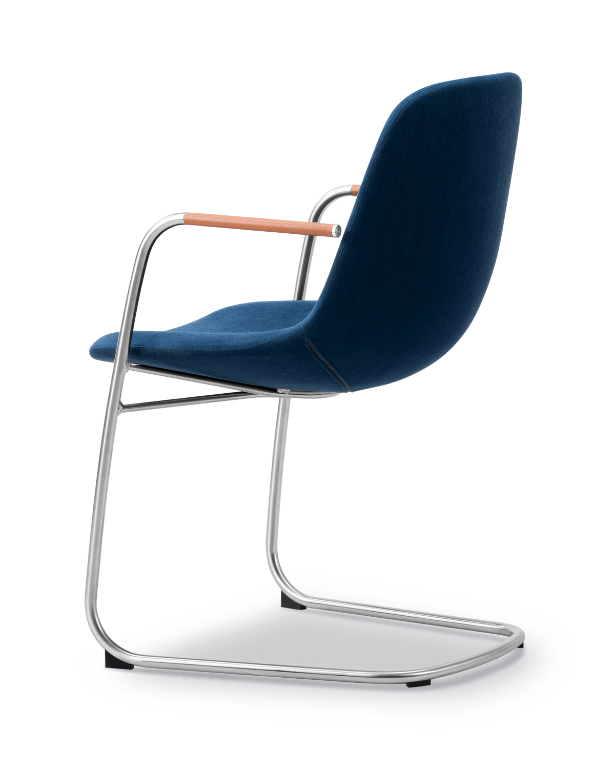 Fredericia Eyes Cantilever Armchair frisvinger. Velg tekstil og understell