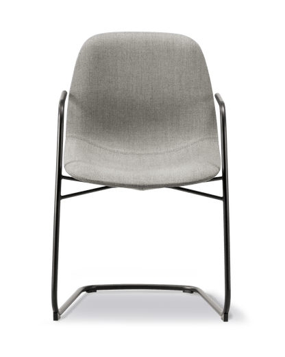 Fredericia Eyes Cantilever Armchair frisvinger. Velg tekstil og understell