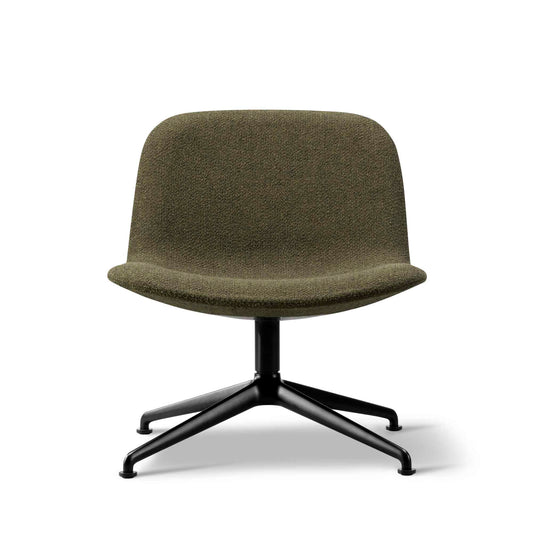 Fredericia Eyes Lounge Swivel Chair dreiefot. Velg tekstil og understell