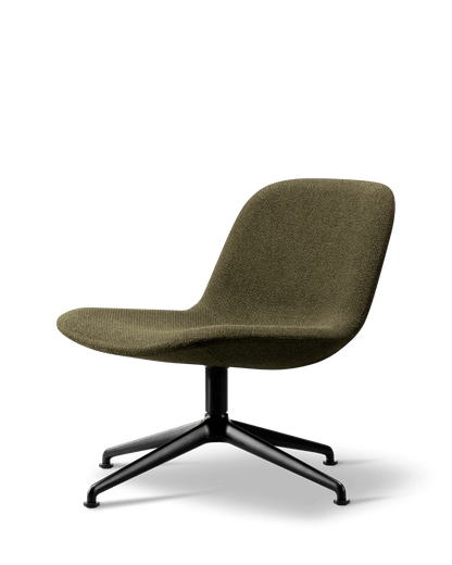 Fredericia Eyes Lounge Swivel Chair dreiefot. Velg tekstil og understell
