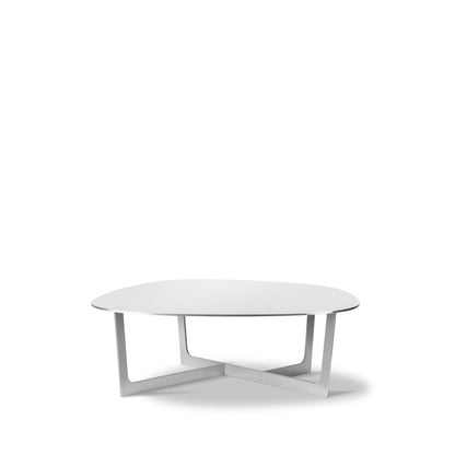 Fredericia Insula Coffee Table 95 × 98 cm. Velg overflate