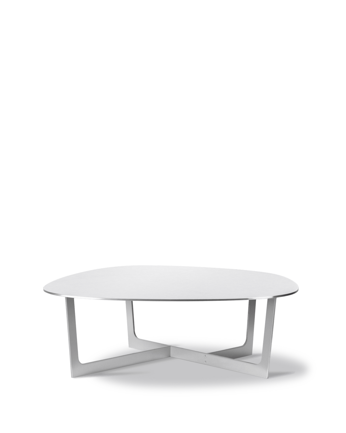 Fredericia Insula Coffee Table 95 × 98 cm. Velg overflate.