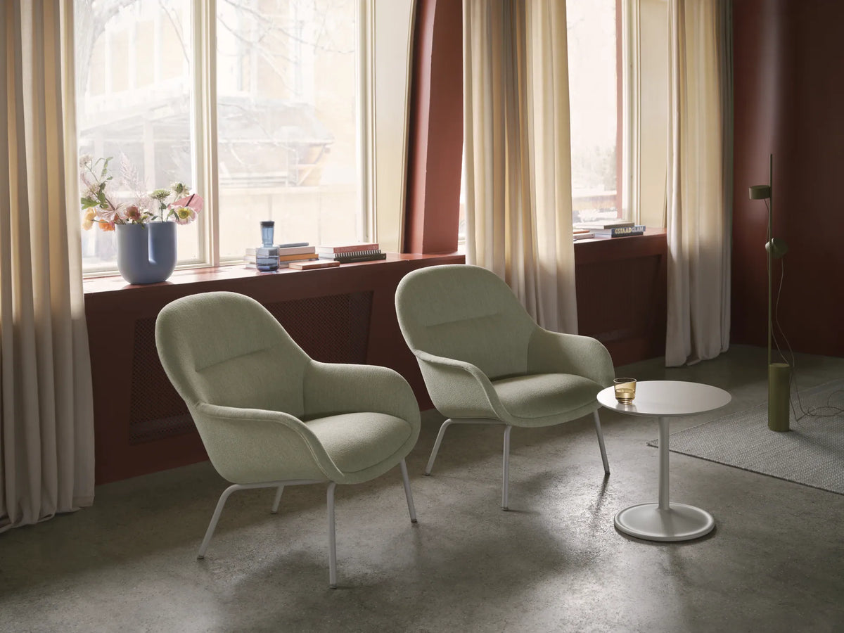 Muuto Post gulvlampe. Velg farge