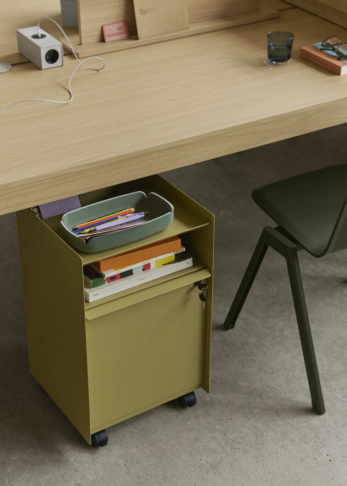 Muuto Folded trillebord. Velg størrelse og farge
