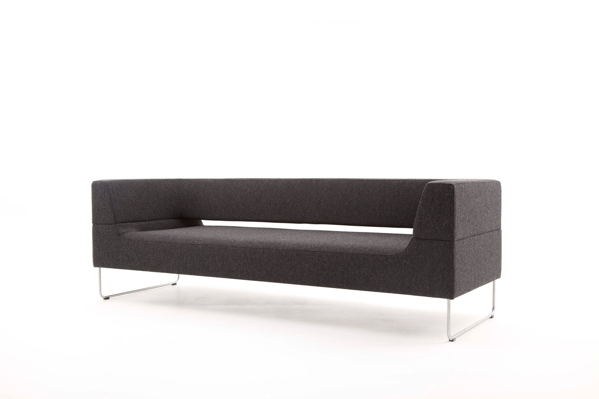 LK Hjelle Hal 201 sofa 2-seter. Velg tekstil