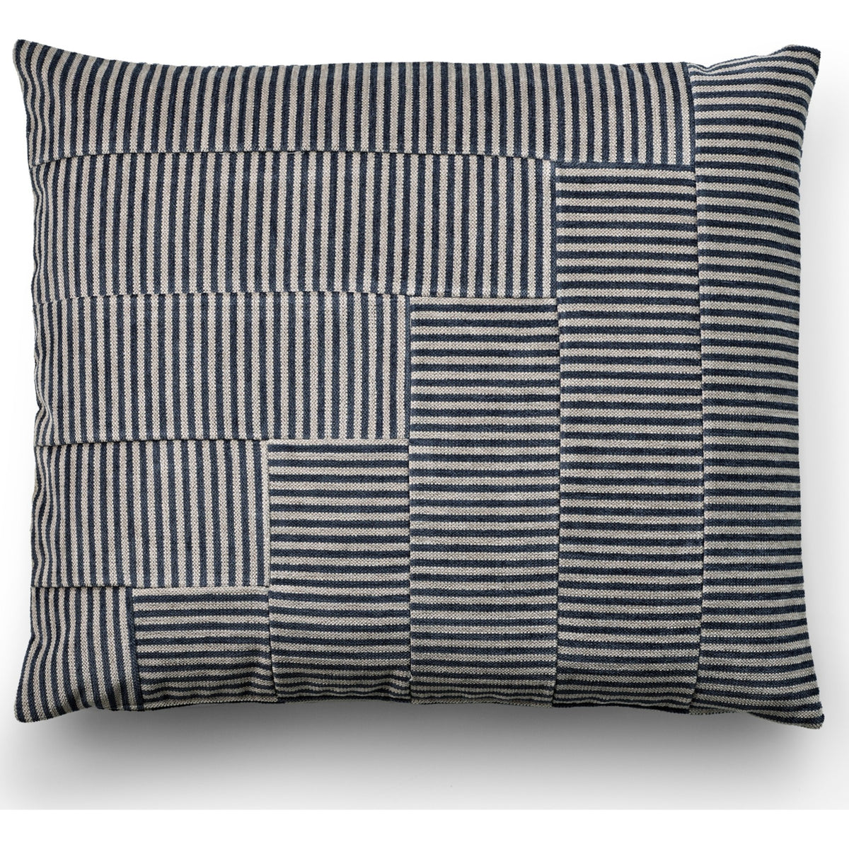 Eilersen Pyjamas pyntepute Zephyr 50 x 60 cm – P01 – grå / svart