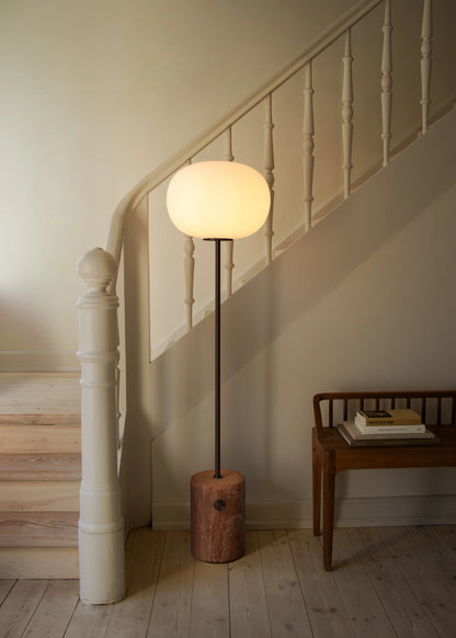 Audo Copenhagen JWDA Floor Lamp gulvlampe. Velg farge og størrelse