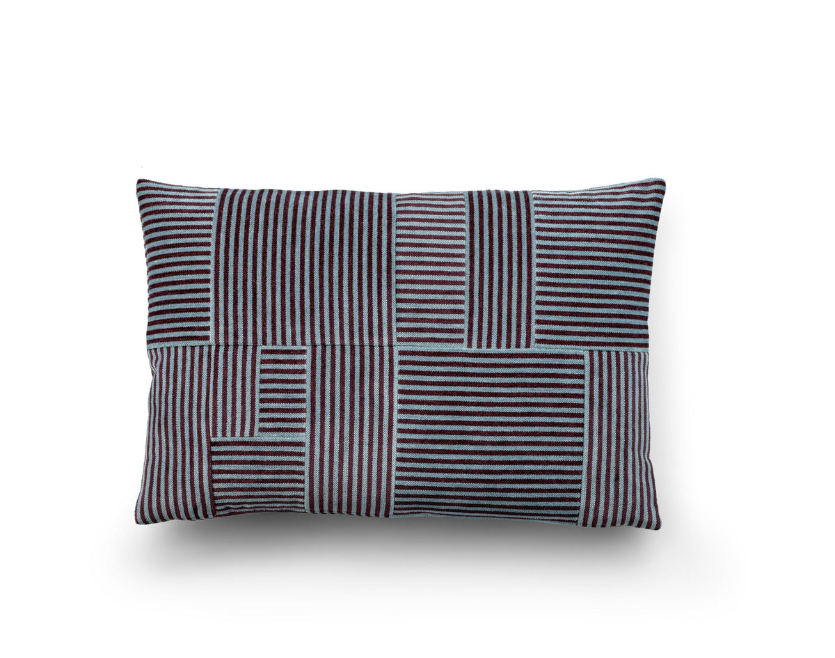 Eilersen Pyjamas pyntepute Mist 40 x 60 cm – P04 – mørk blå / lilla