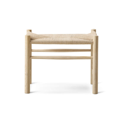 Fredericia Wegner J16 Stool taburett. Velg sete og treverk