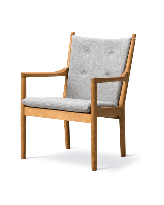 Fredericia Wegner 1788 Lounge Chair lenestol. Velg tekstil og treverk