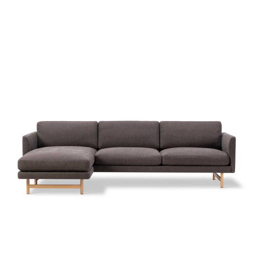Fredericia Calmo Chaise Sofa 250 cm, 3-seter, chaiselong høyre eller venstre. Velg tekstil og ben
