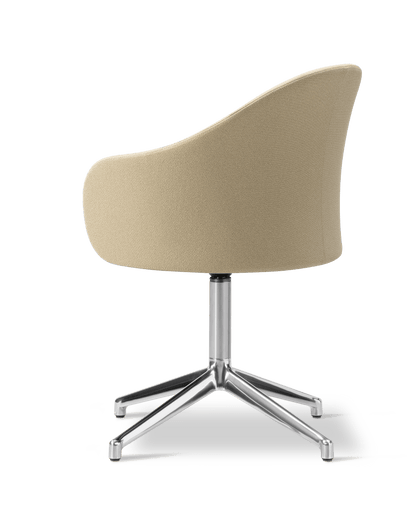 Fredericia Gomo Armchair dreiefot 4-armet. Velg tekstil