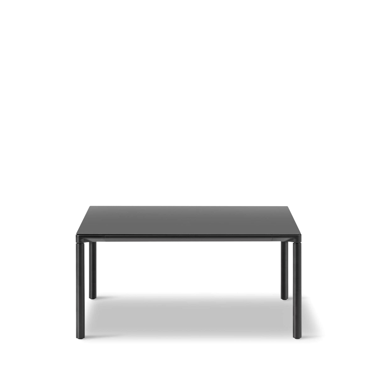 Fredericia Piloti Alu Table 75 × 75 cm. Velg understell og bordplate