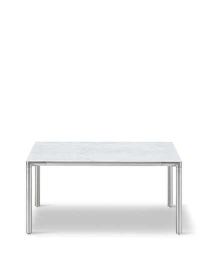 Fredericia Piloti Alu Table 75 × 75 cm. Velg understell og bordplate