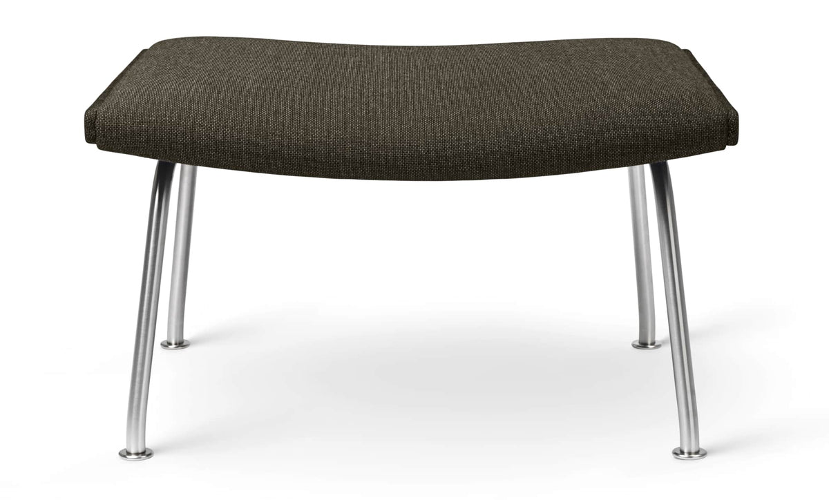 Carl Hansen CH446 fotskammel – tekstilgruppe 1