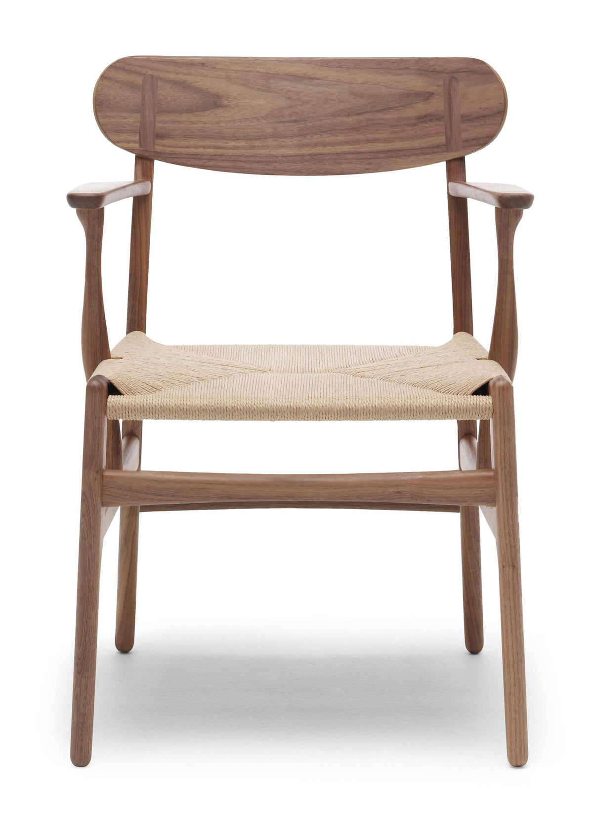 Carl Hansen CH26 – valnøtt, lakk, naturfarget papirgarn
