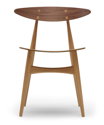Carl Hansen CH33T – eik/valnøtt, olje