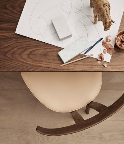 Carl Hansen OW58 T-Chair spisestol – miljøbilde