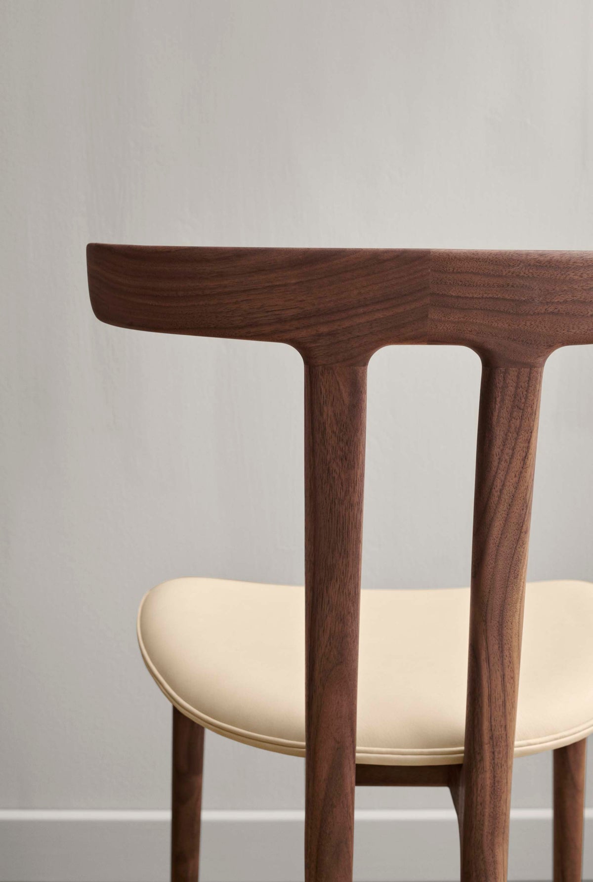 Carl Hansen OW58 T-Chair spisestol – miljøbilde