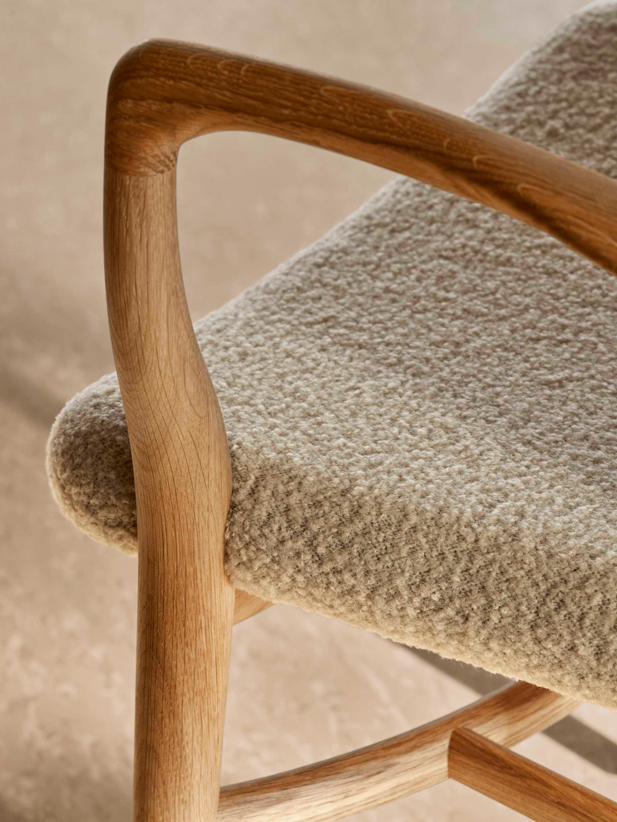 Carl Hansen VLA61 Monarch Chair spisestol – miljøbilde