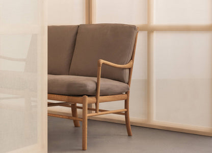 Carl Hansen CU OW149-2 putesett (bilde viser sofaen med puter) – miljøbilde 2