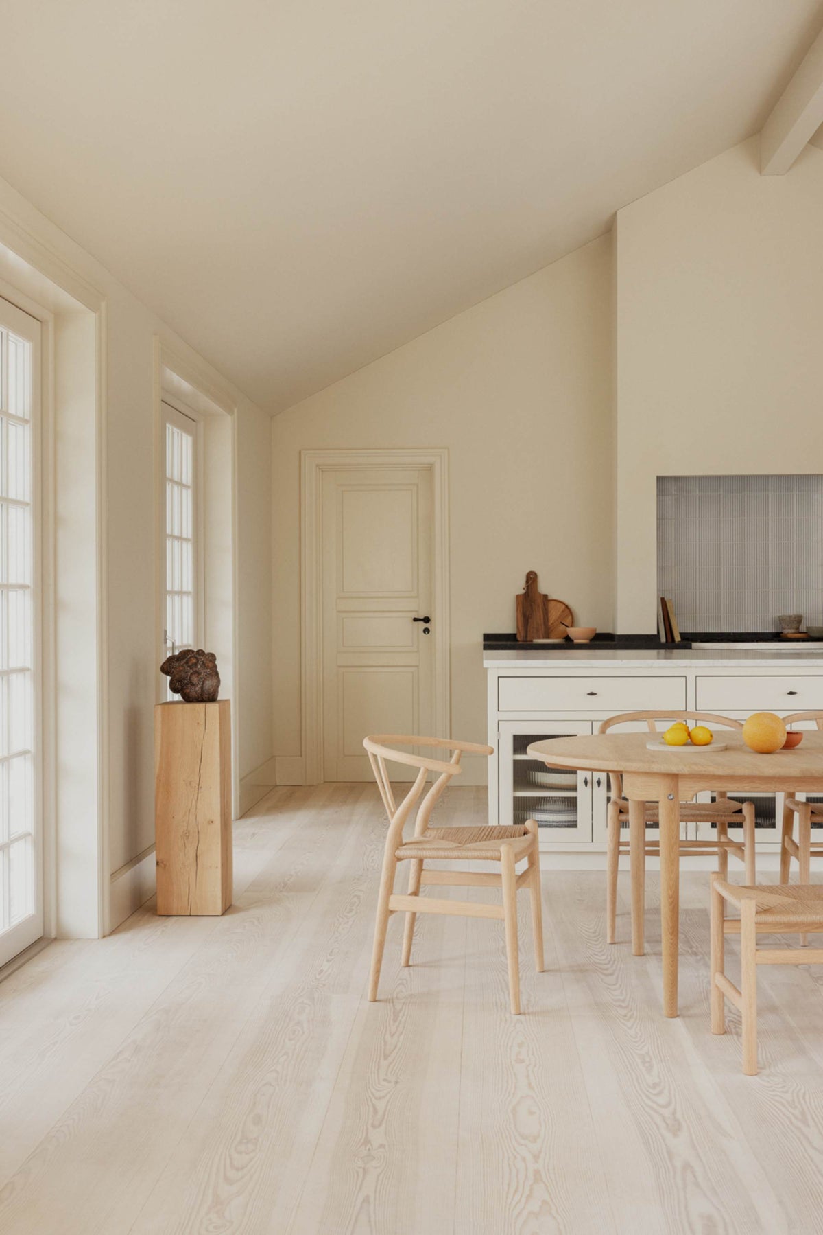 Carl Hansen CH337 spisebord – miljøbilde