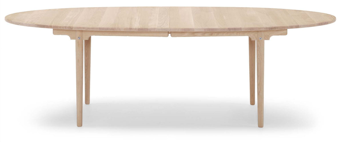 Carl Hansen CH339 spisebord – Med uttrekk til to ileggsplater, Eik, hvitolje