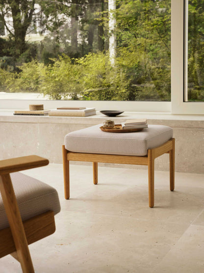 Carl Hansen CH290F fotskammel – miljøbilde