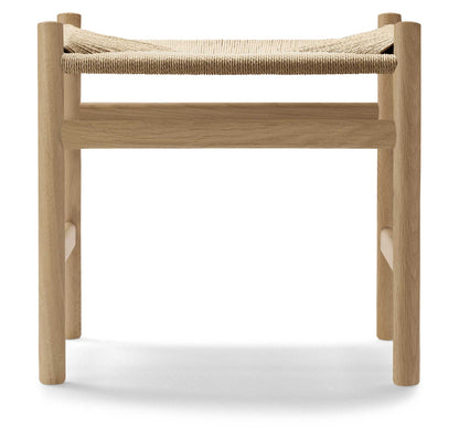 Carl Hansen CH53 fotskammel – eik, såpe, naturfarget papirgarn