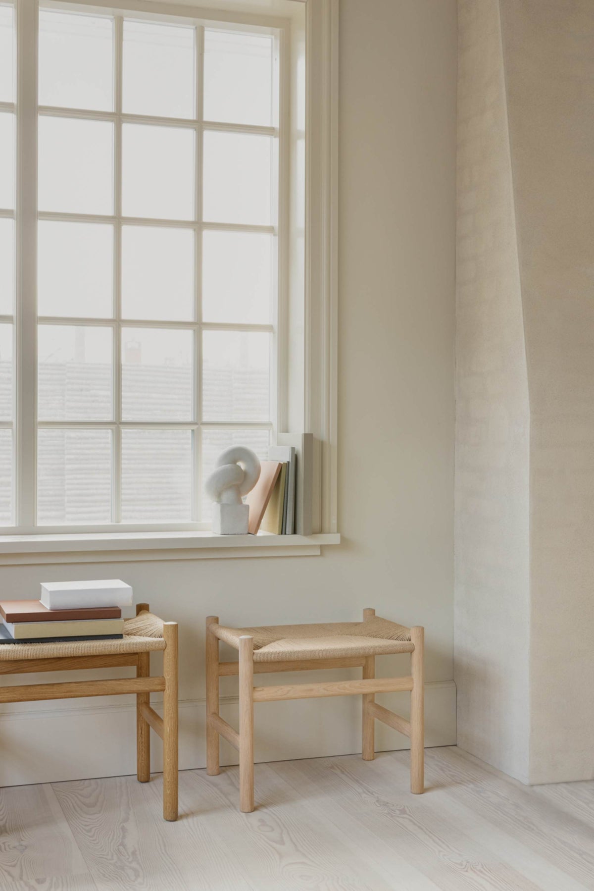 Carl Hansen CH53 fotskammel – miljøbilde