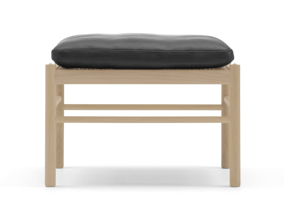 Carl Hansen OW149F Colonial Footstool – eik, hvitolje