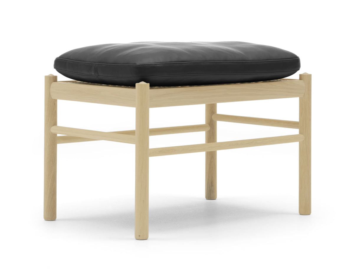 Carl Hansen OW149F Colonial Footstool