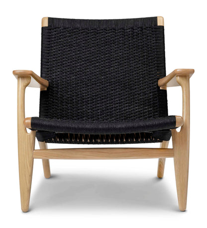 Carl Hansen CH25 lenestol – svart papirgarn, eik, såpe