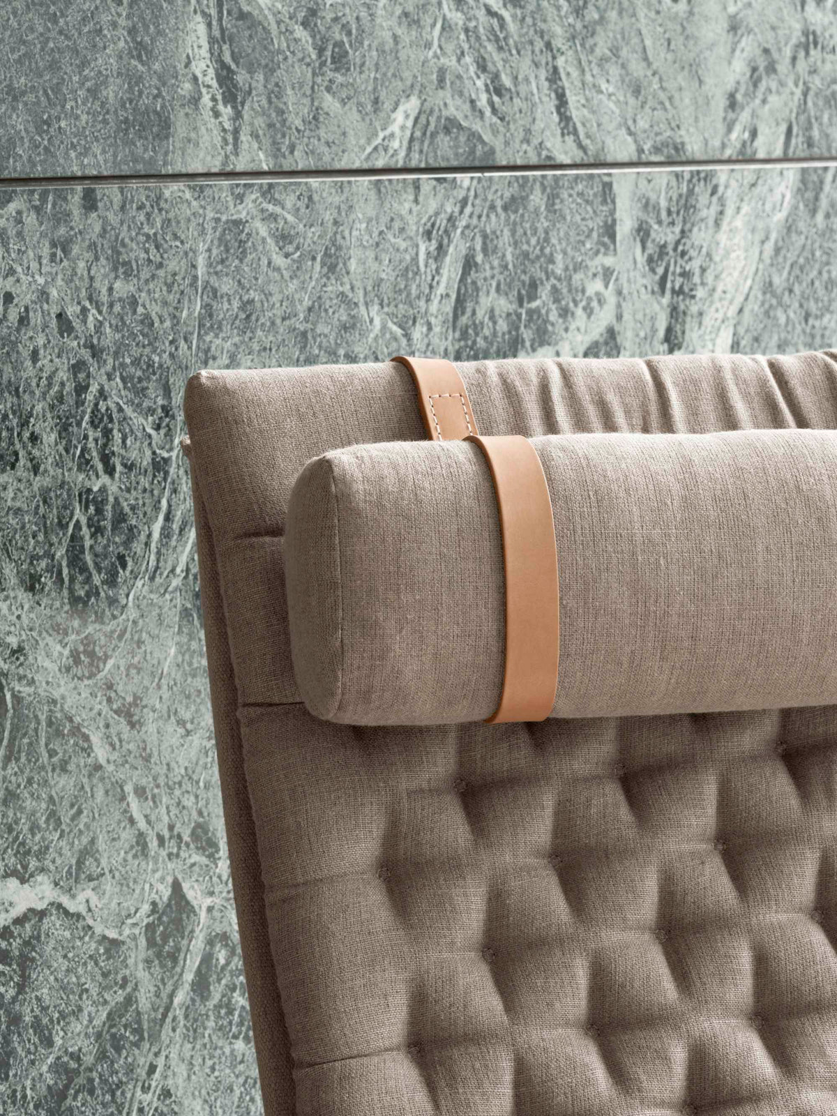 Carl Hansen FK10 Plico Chair – miljøbilde 1