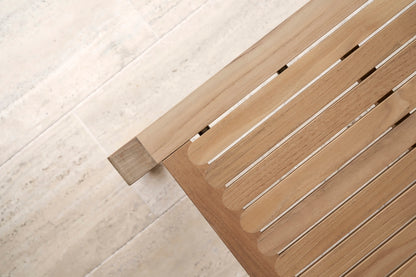 Carl Hansen AH902 utendørs spisebord i teak – miljøbilde