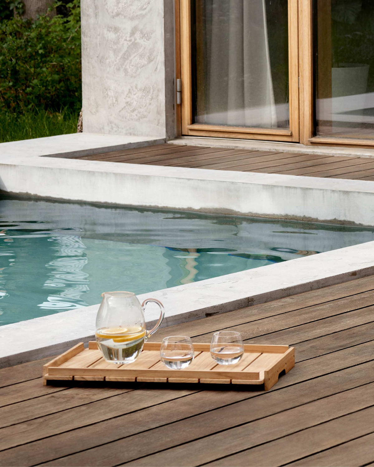 Carl Hansen BM1069 brett i teak – miljøbilde
