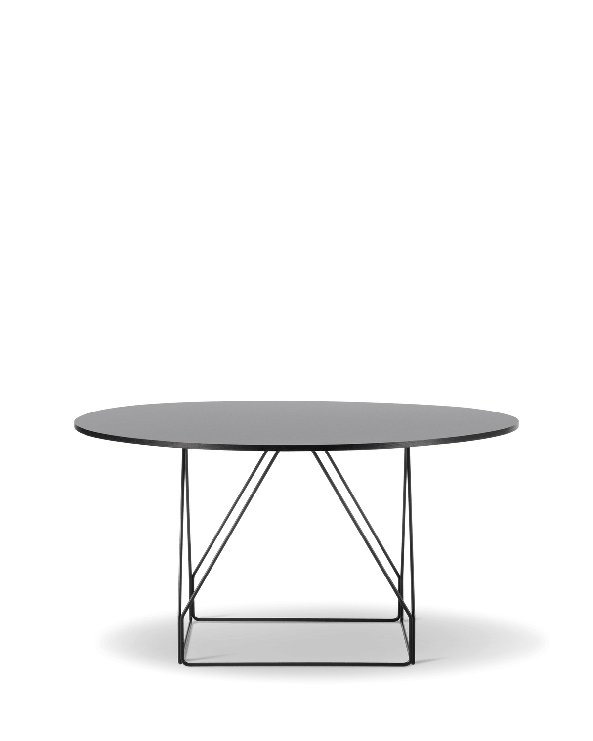Fredericia JG Table Ø140 cm. Velg understell og bordplate.